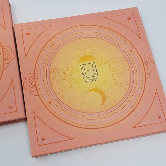 Hipdot Sun Goddess 4 Shade blush and highlight pallette - Picture 6 of 7